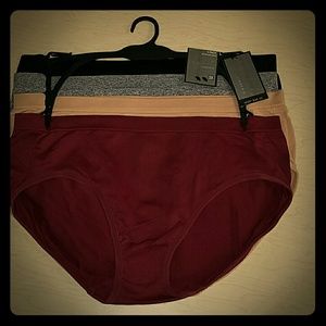 4 pack Seamless Bikini